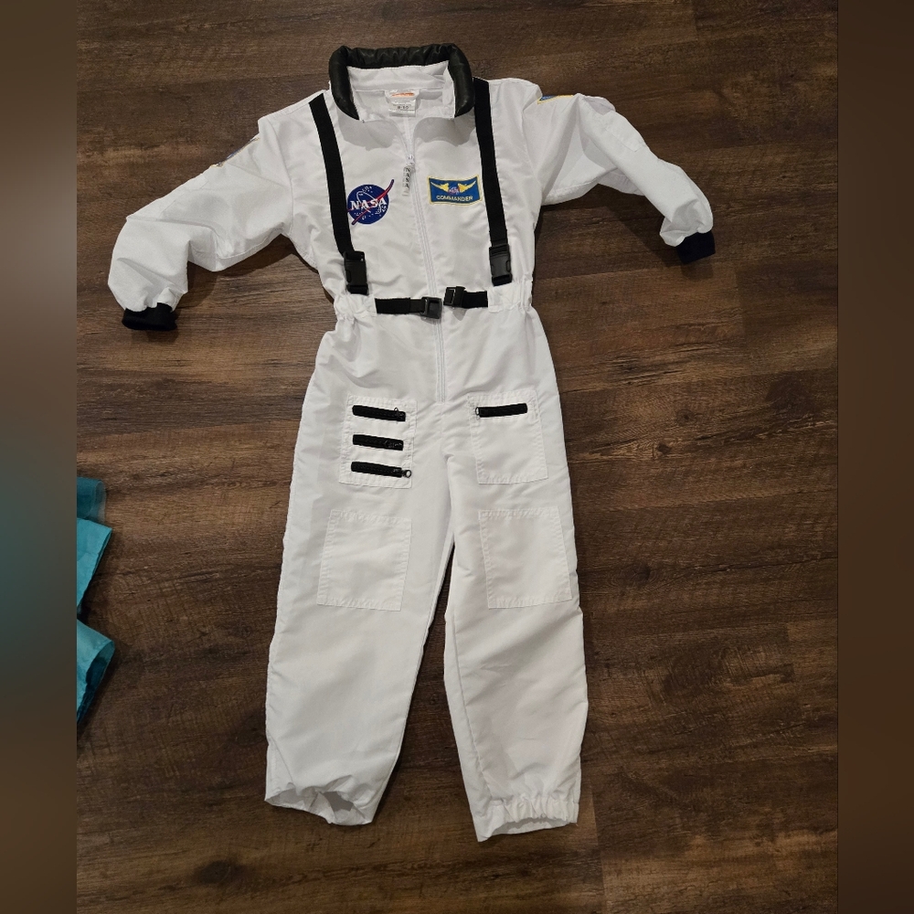 White NASA Astronaut Costume for Kids Size 8